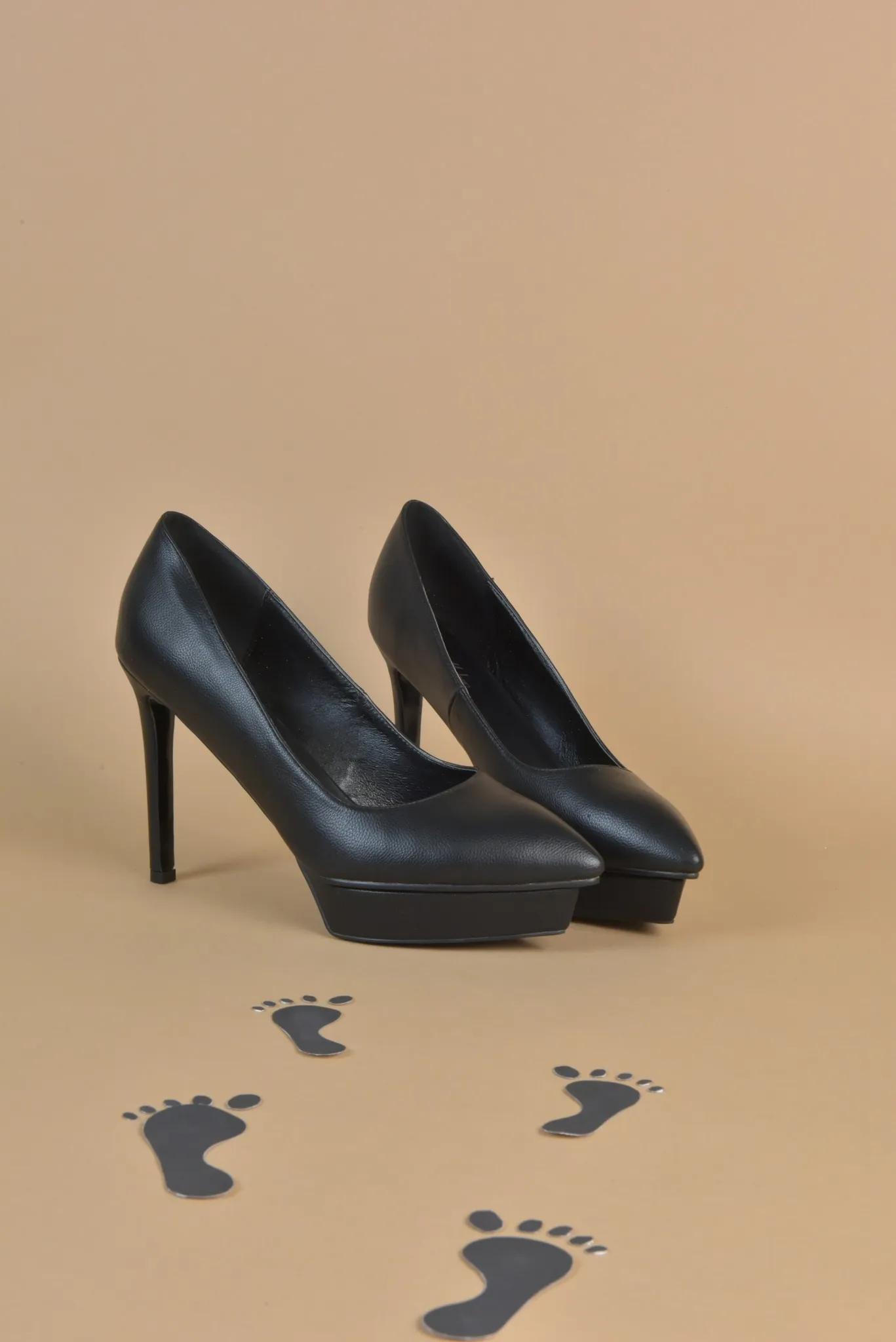 Only Maker platform. pumps