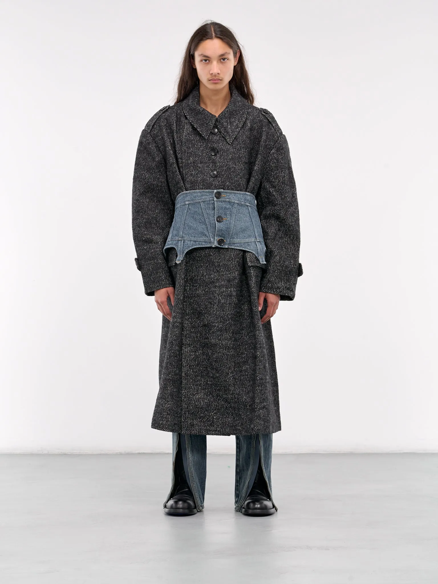Oversized Gradient Coat (FMF18CT06-BLACK)