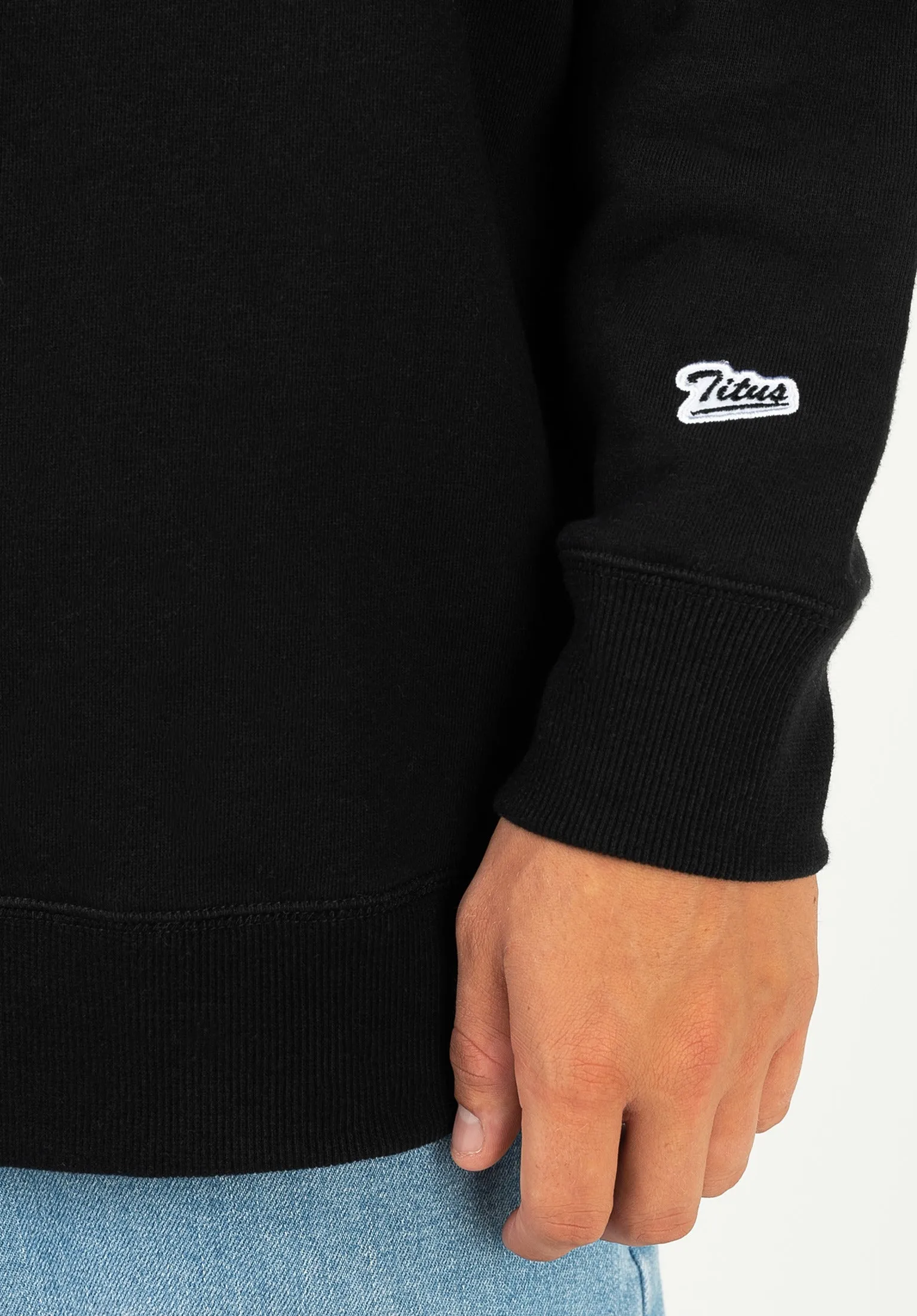 TITUS Script Crewneck
